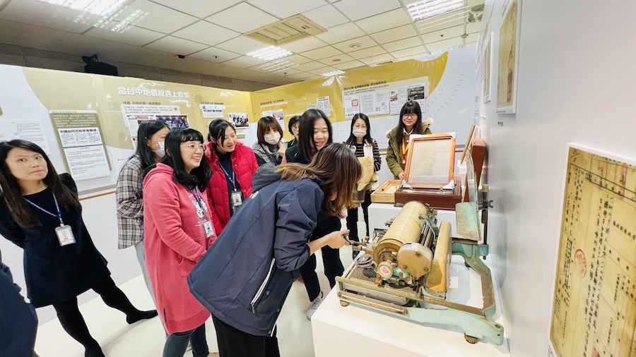 中市地稅局辦展重現稅史風華 參觀民眾驚聲連連